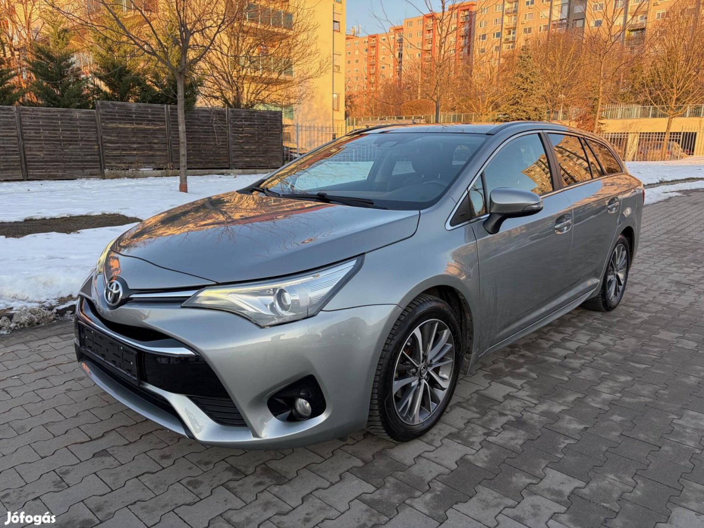 Toyota Avensis Touring Sports 1.8 Active Trend