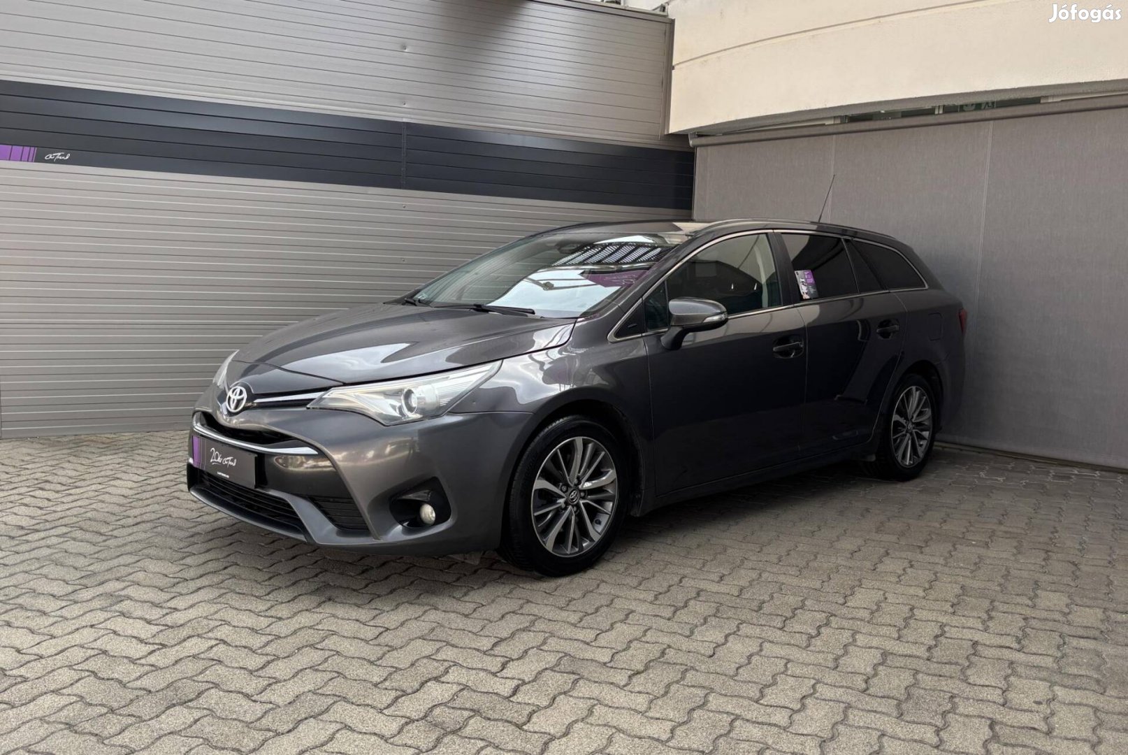 Toyota Avensis Touring Sports 2.0 D-4D Active G...