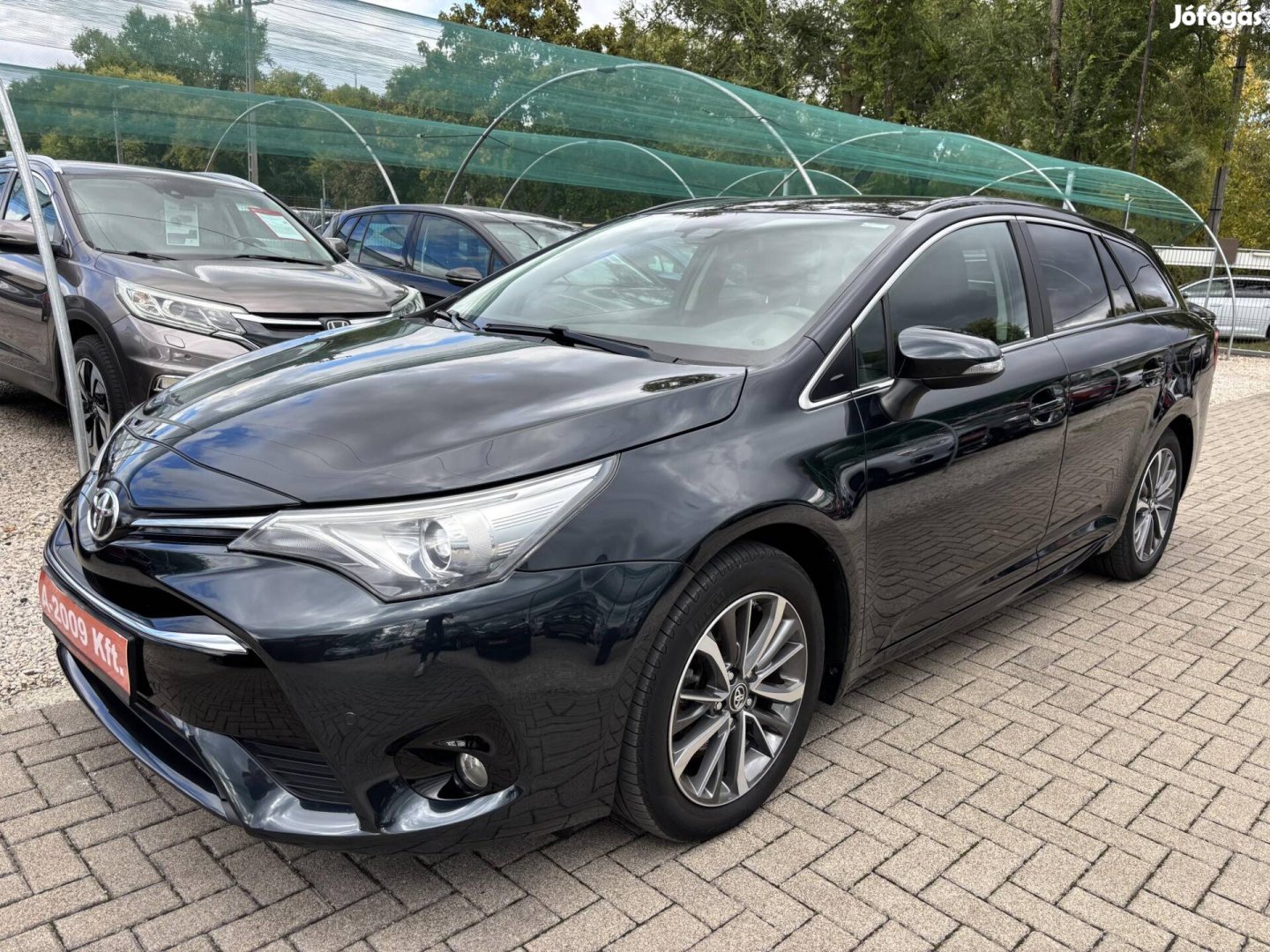 Toyota Avensis Touring Sports 2.0 D-4D Active T...