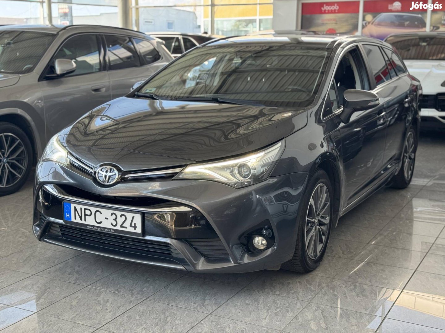 Toyota Avensis Touring Sports 2.0 D-4D Executiv...