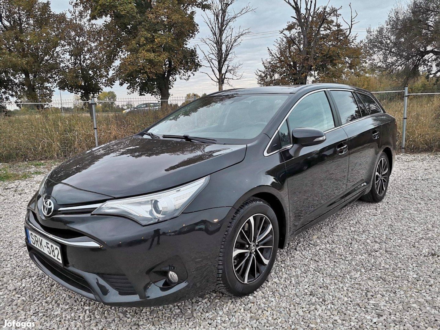 Toyota Avensis Touring Sports 2.0 D-4D Executiv...