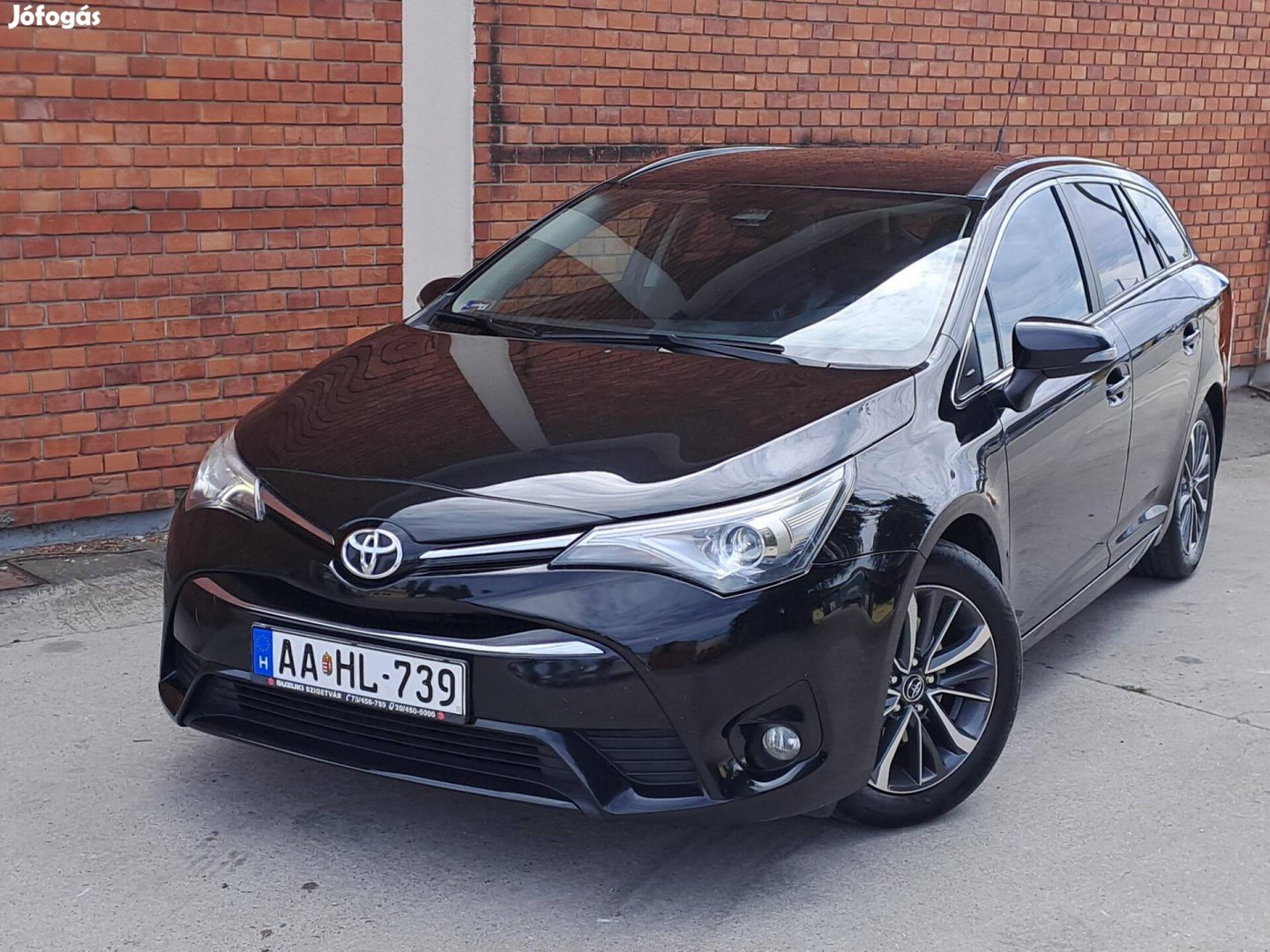 Toyota Avensis Touring Sports 2.0 D-4D Executiv...