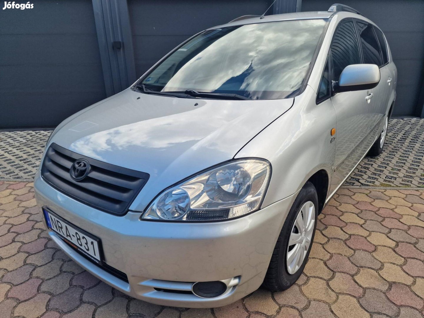 Toyota Avensis Verso 2.0 D-4D Linea Sol 7 Szemé...