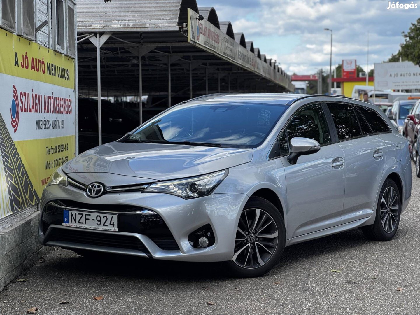 Toyota Avensis Wagon 1.8 Executive ITT és Most...