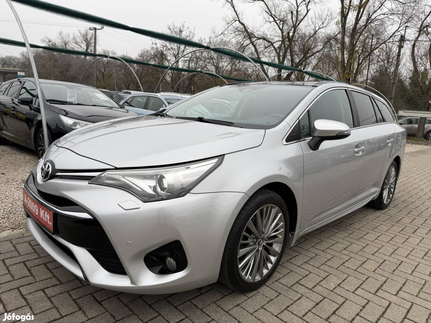 Toyota Avensis Wagon 1.8 Executive Teljes Toyot...