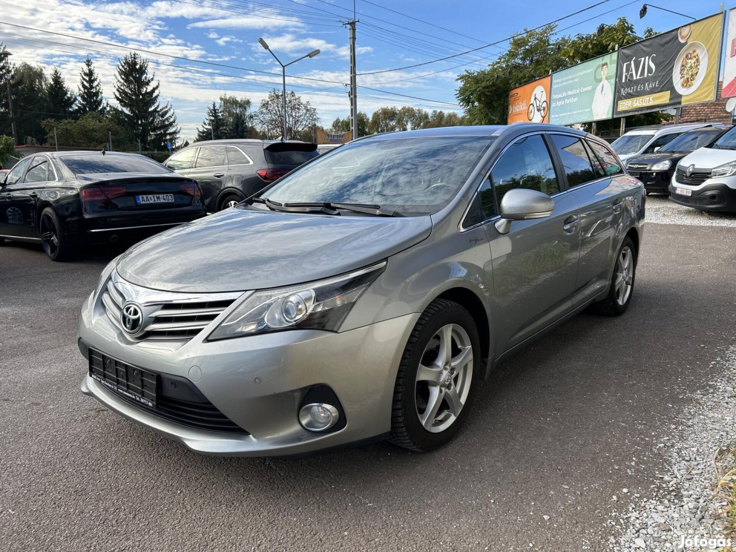 Toyota Avensis Wagon 2.2 D-4D Executive Szerviz...