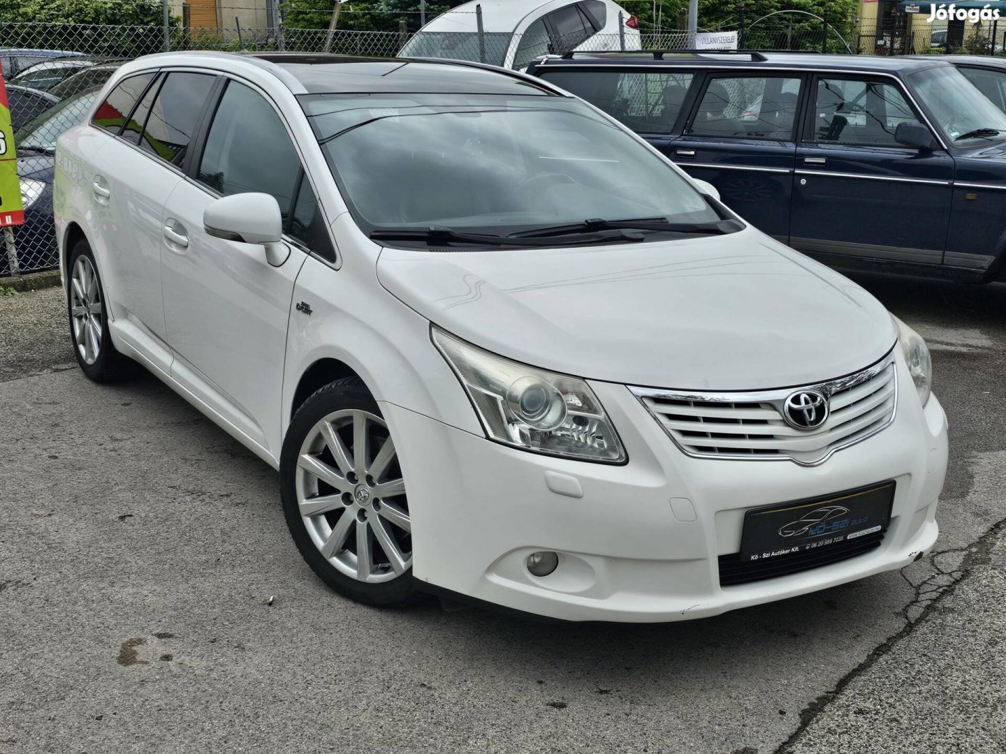Toyota Avensis Wagon 2.2 D-4D Executive (Automa...
