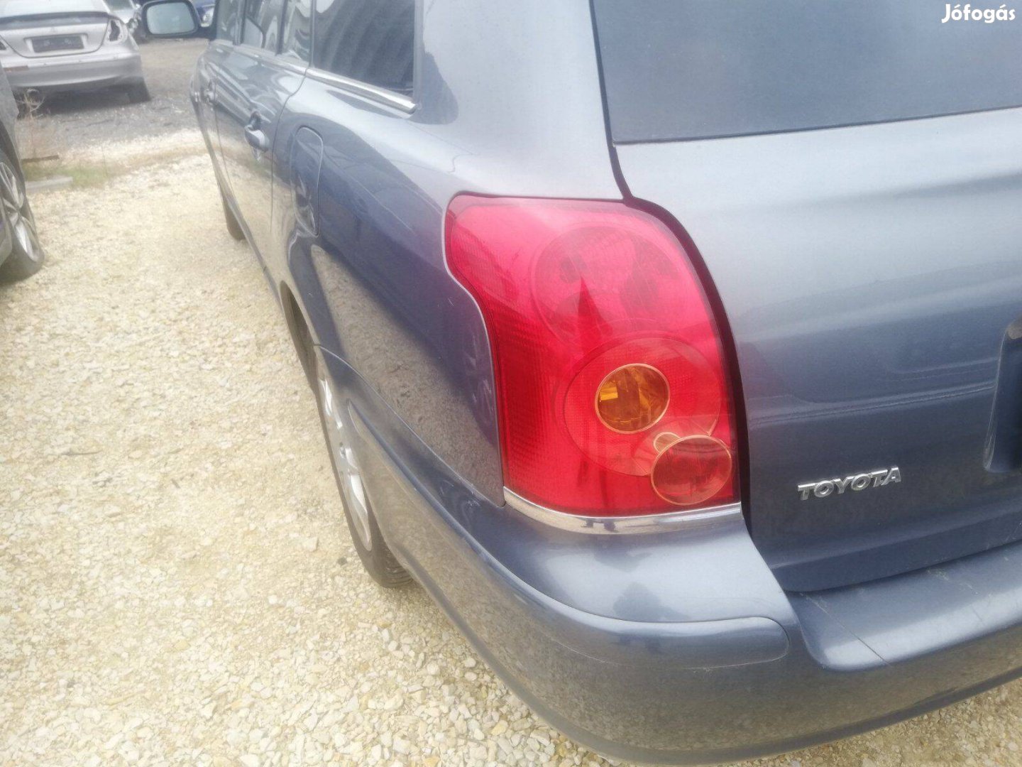 Toyota Avensis, T25, Bal hátsó lámpa, 2003-tól 2006-ig