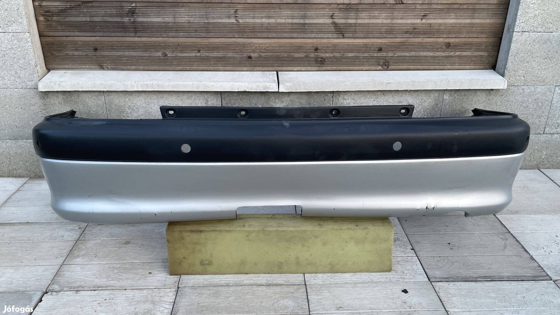 Toyota Avensis gyári hátsó lökhárító 52169-05900