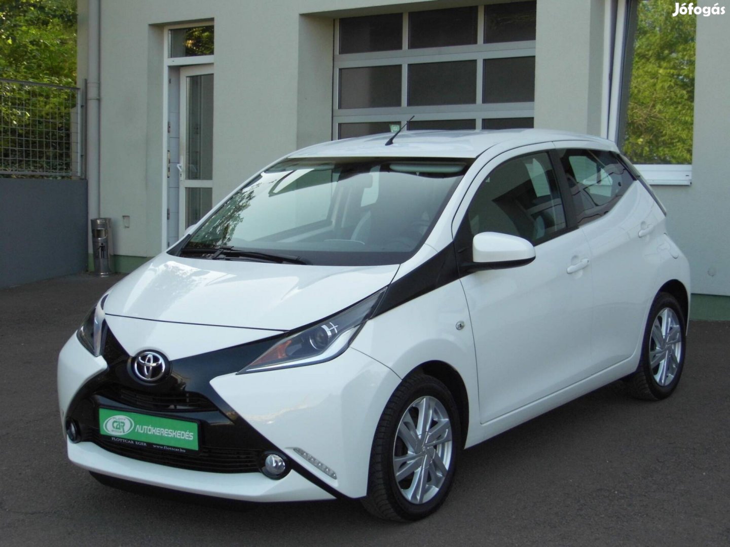 Toyota Aygo 1.0 x-cool Szervízkönyv-Tempomat-KL...