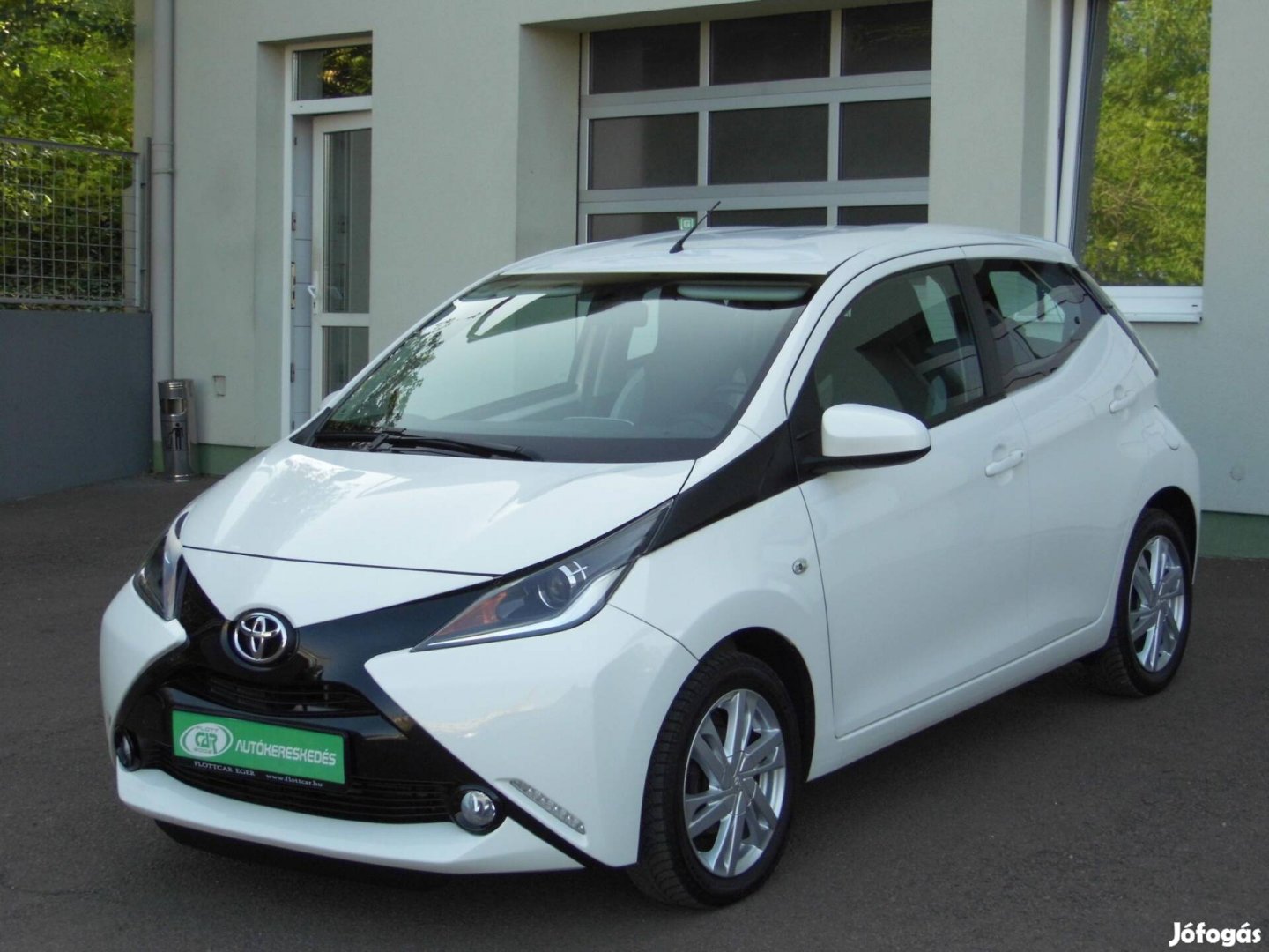 Toyota Aygo 1.0 x-cool Szervízkönyv-Tempomat-KL...