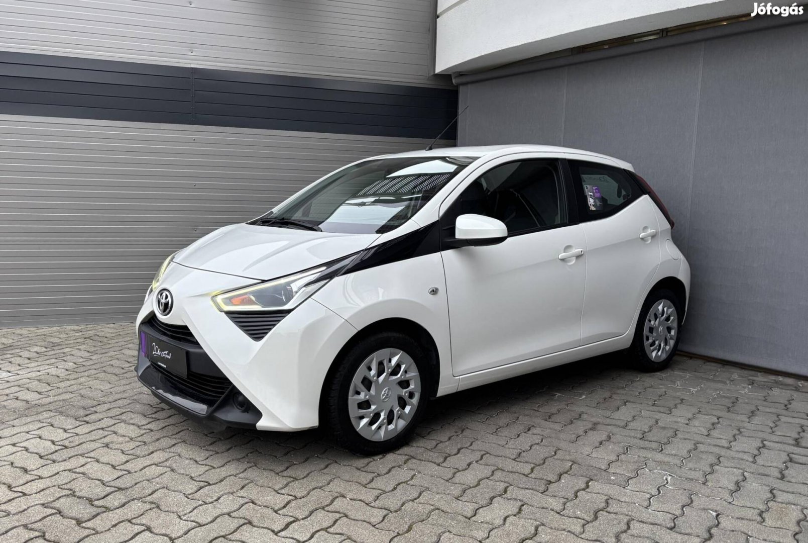 Toyota Aygo 1.0 x-play Garanciával!