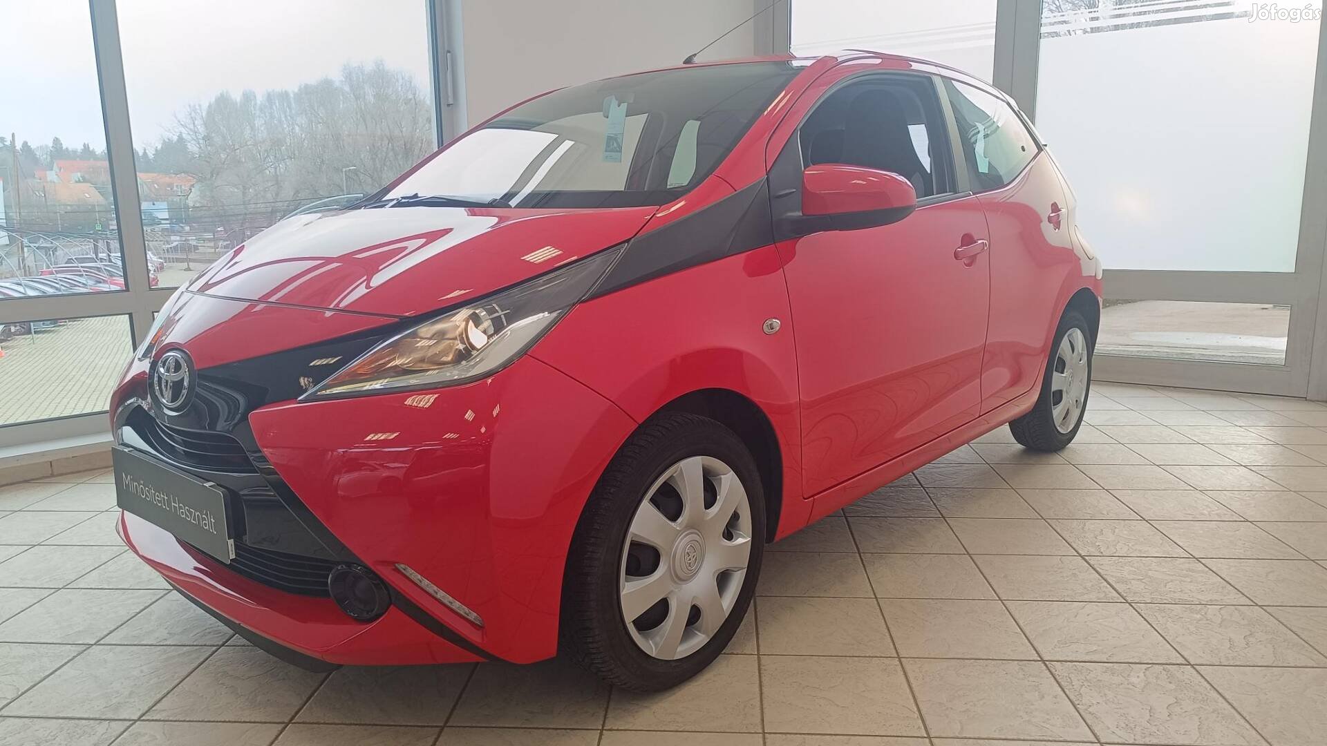 Toyota Aygo 1.0 x-play Magyar