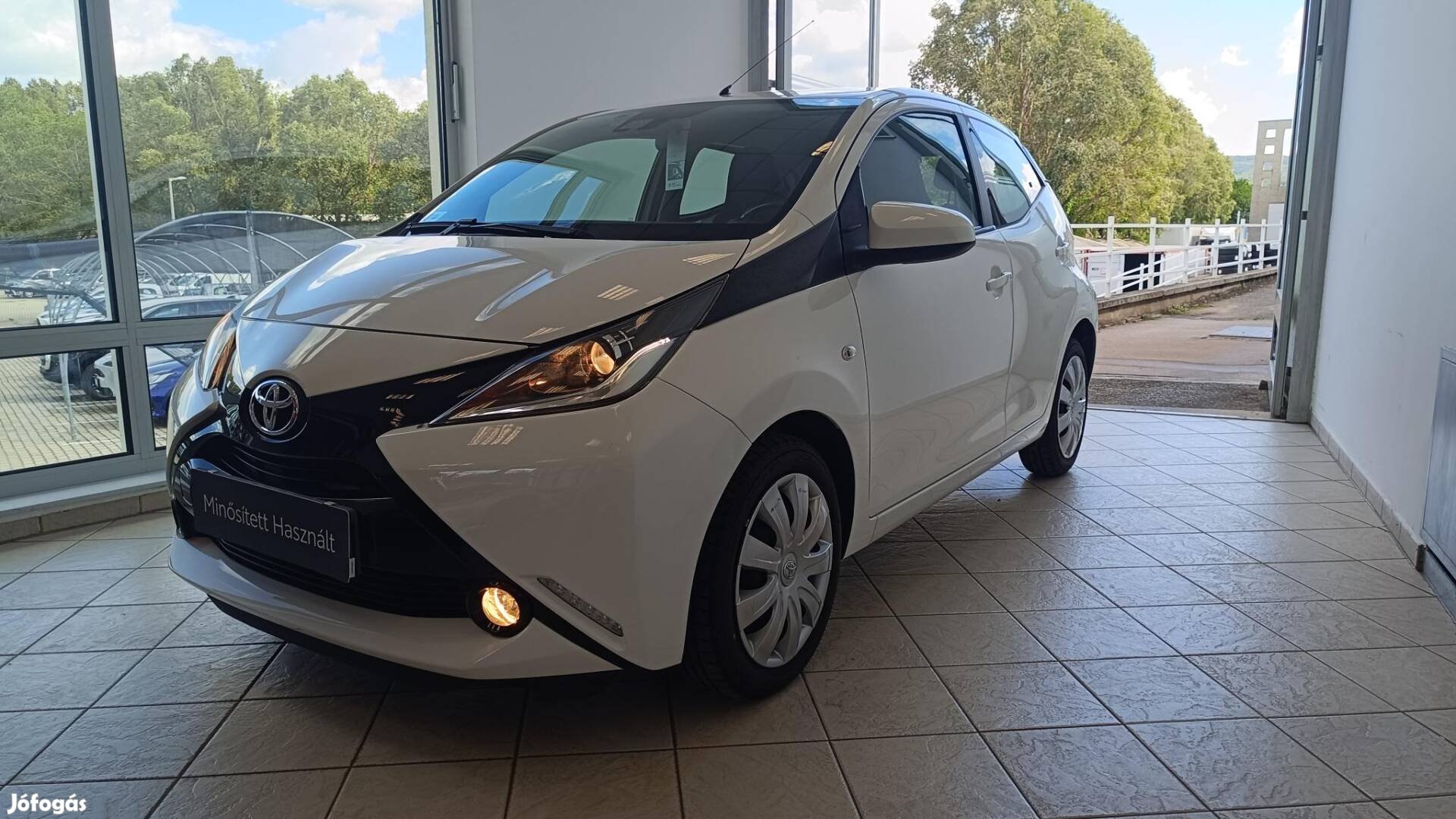 Toyota Aygo 1.0 x-play+TSS x-shift (Automata) M...