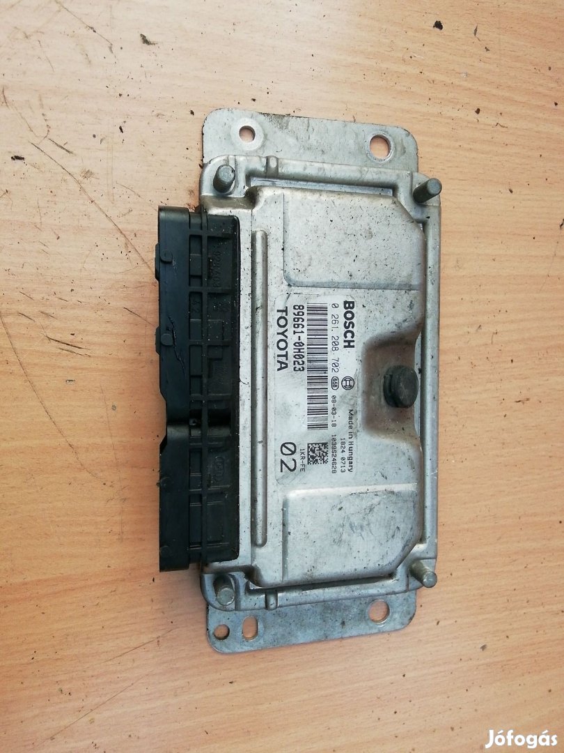 Toyota Aygo 2005-2014 900 cm3 benzin motorvezérlő  0261208702 ,