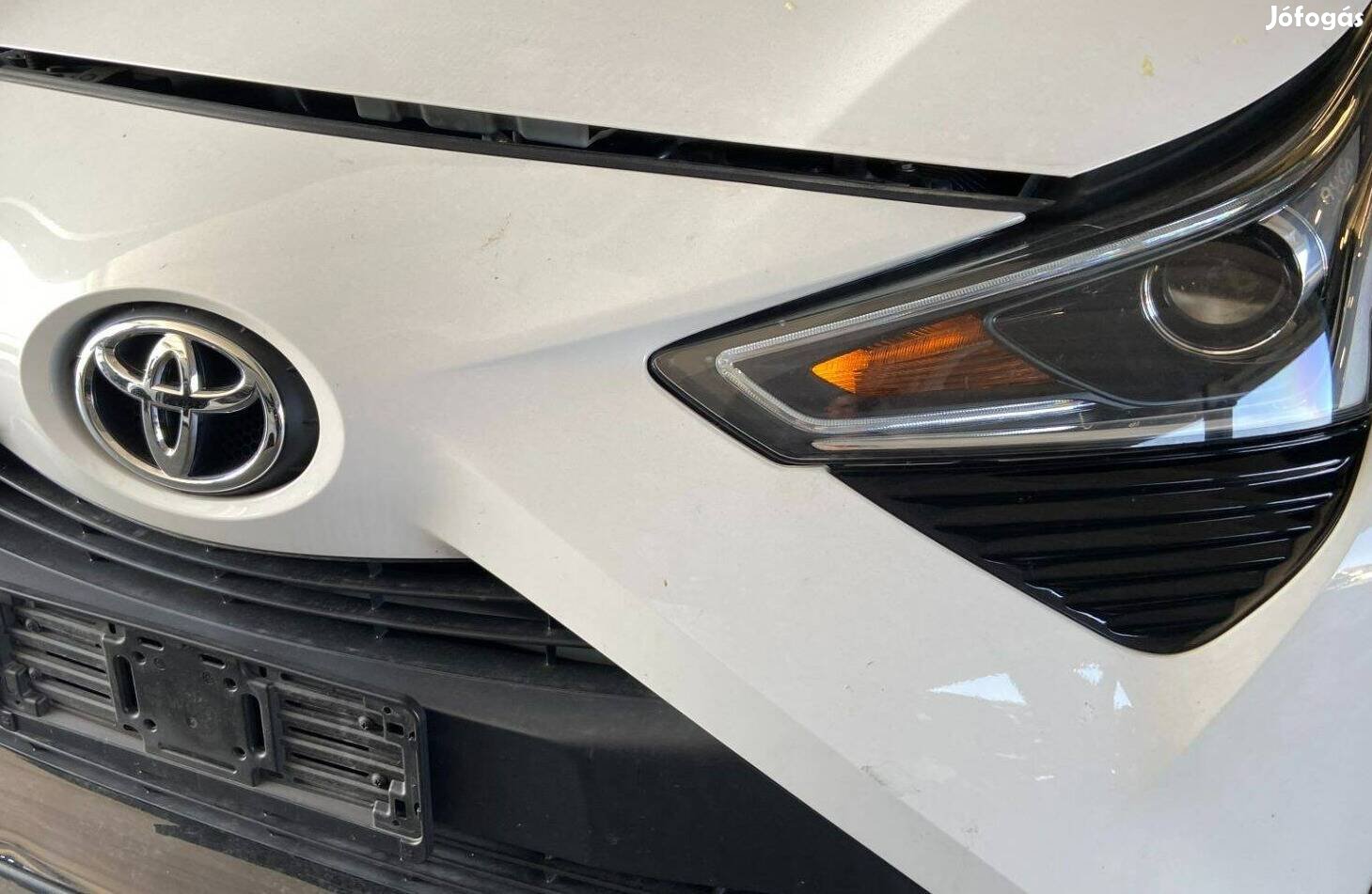 Toyota Aygo AB40 Kalaptartó , Csomagtér Gumiszőnyeg (2014-22)