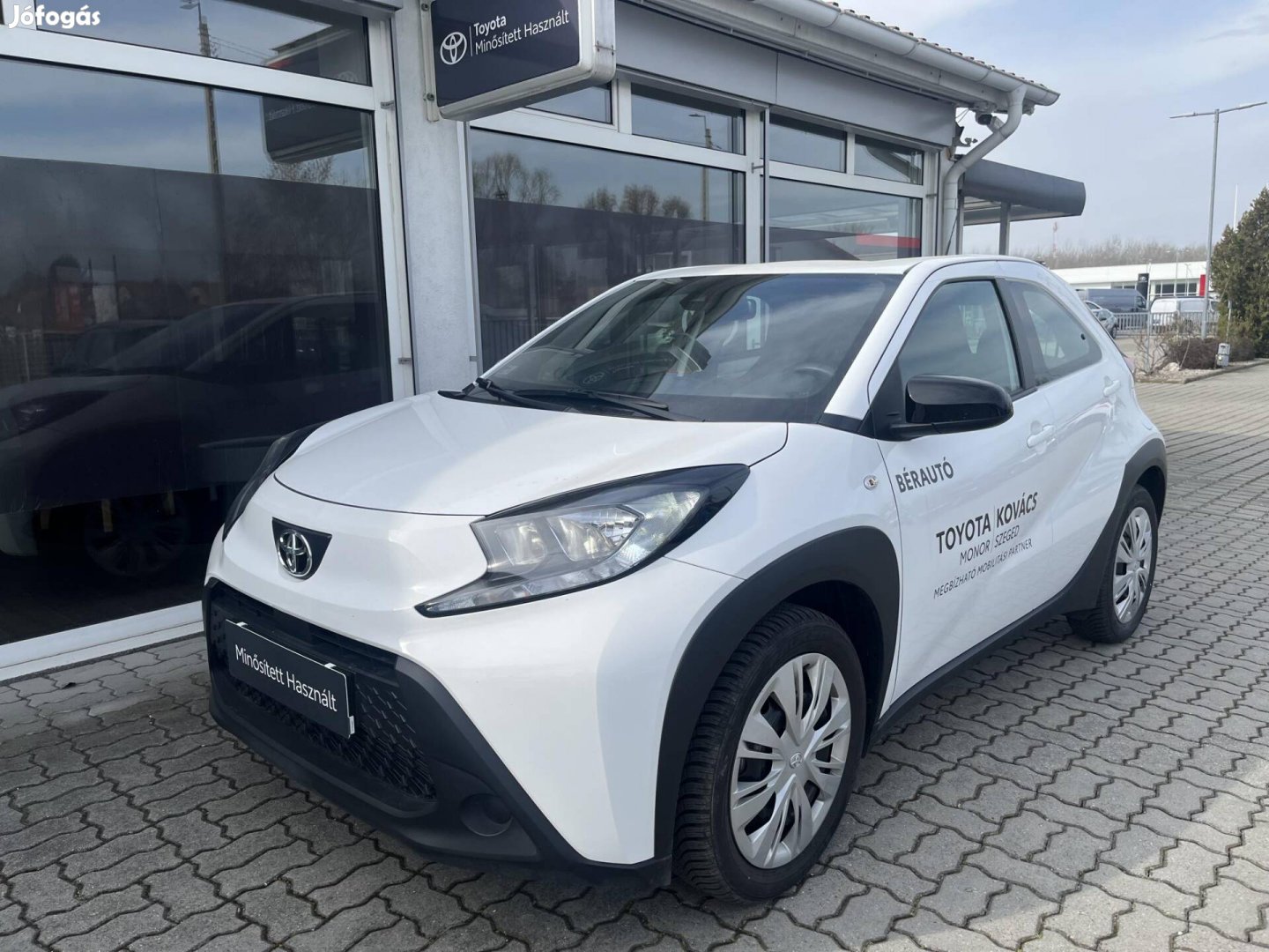 Toyota Aygo X 1.0 VVT-i Comfort Business + Téli...