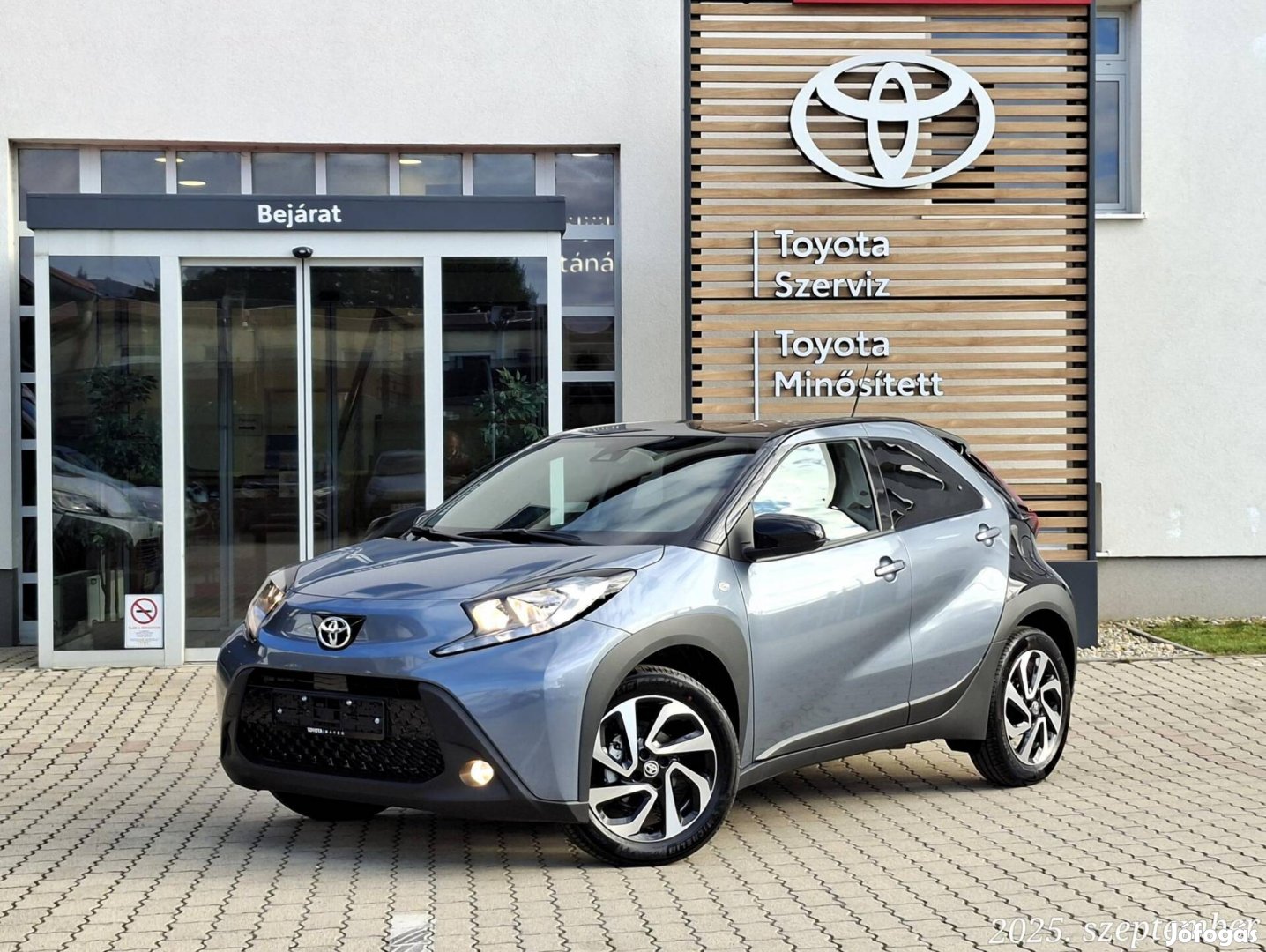 Toyota Aygo X 1.0 VVT-i Style