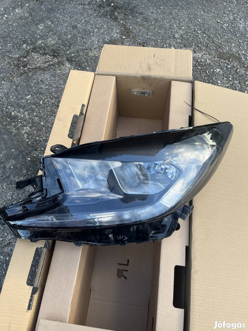 Toyota Aygo X lámpa