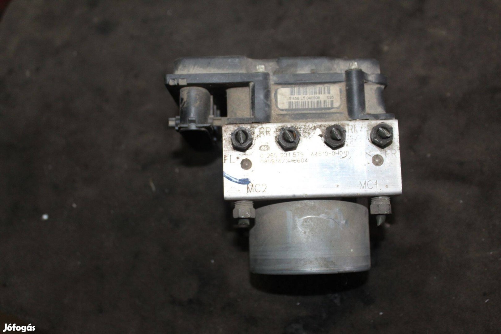 Toyota Aygo (AB10/AB20/AB30) 1.0i ABS kocka 445100h010