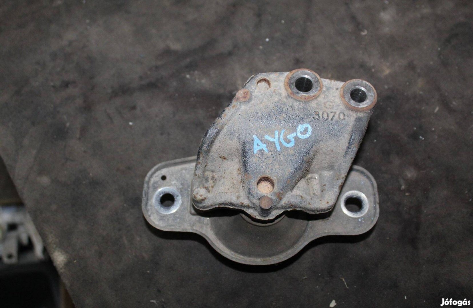 Toyota Aygo (AB10/AB20/AB30) 1.0i motortartó bak