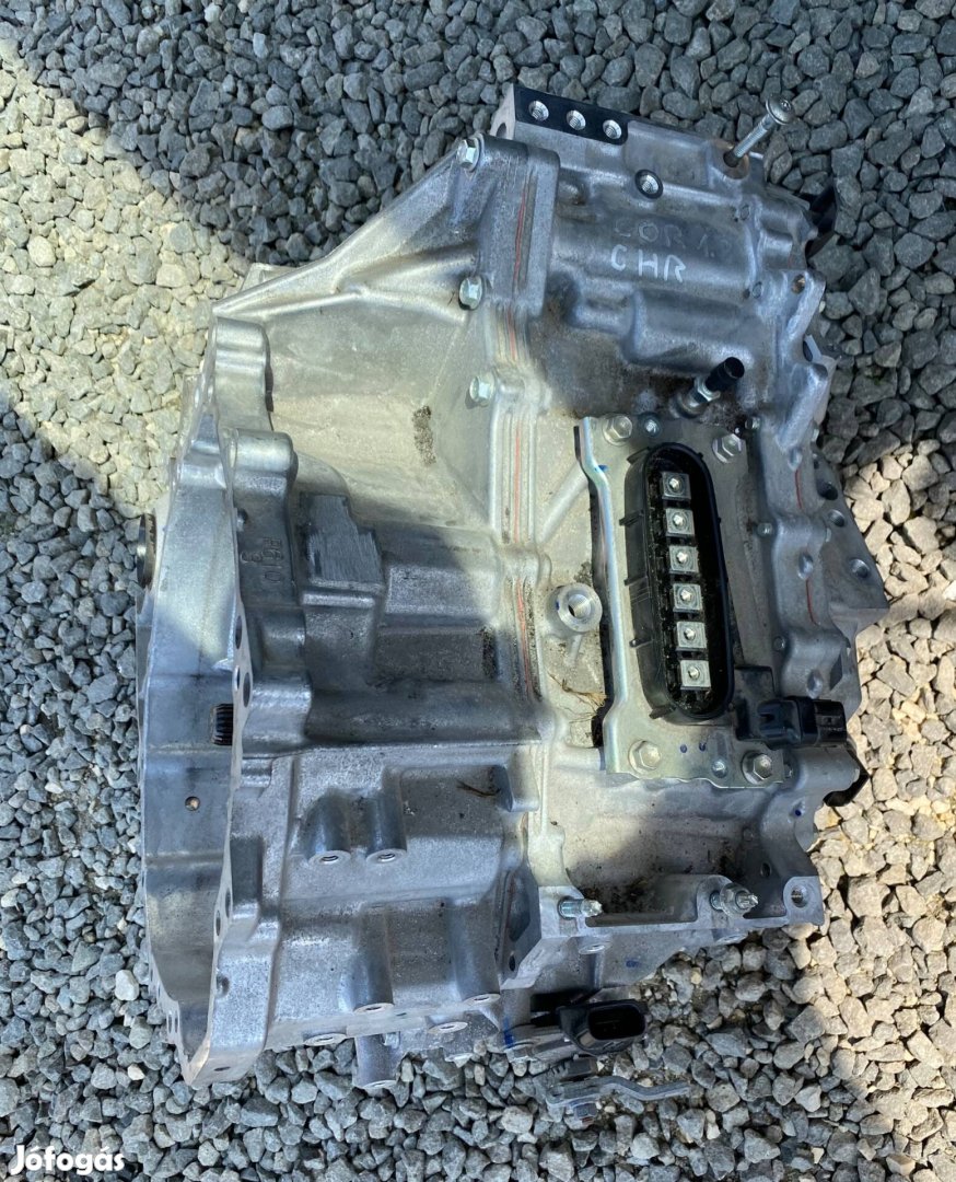 Toyota CHR 1.8 hibrid automata váltó