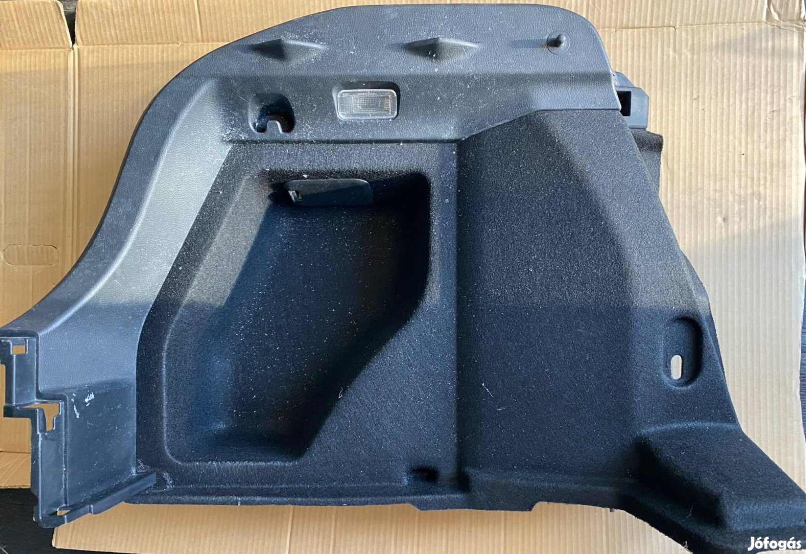 Toyota CHR bal hátsó csomagtér kárpit