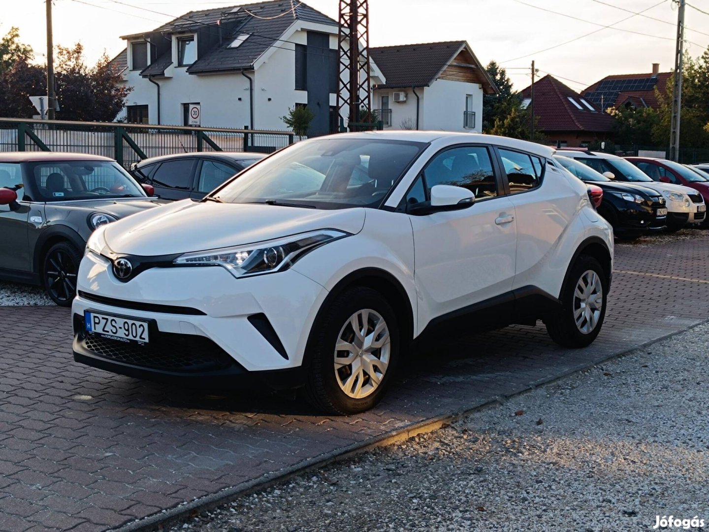 Toyota C-HR 1.2T Live Magyarországi! Kiváló műs...