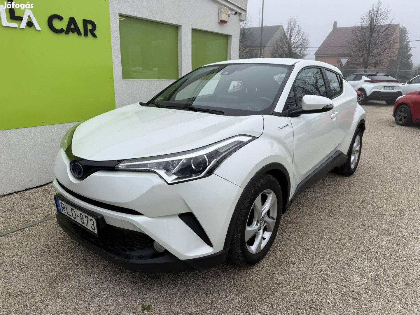 Toyota C-HR 1.8 Hybrid Active (ülésfűtéssel) e-...