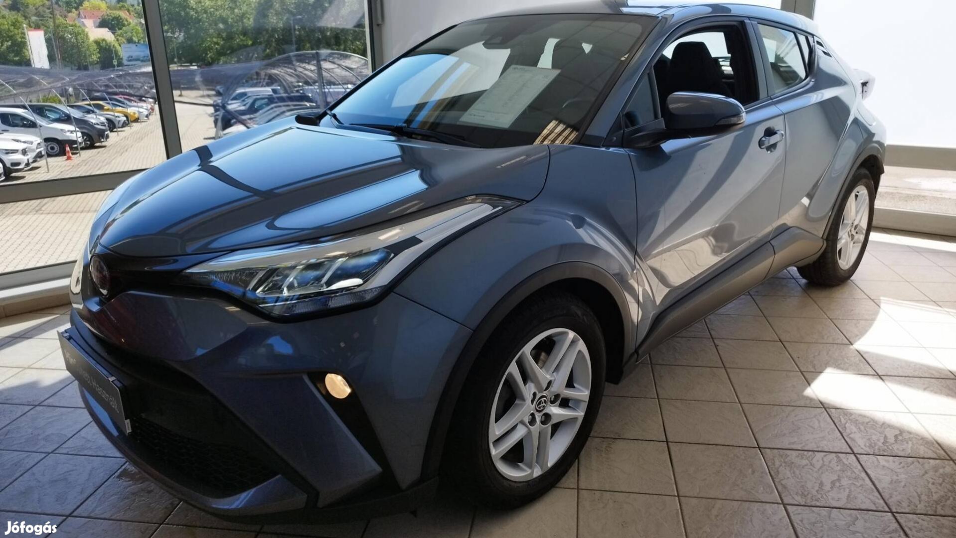 Toyota C-HR 1.8 Hybrid Comfort Business e-CVT M...