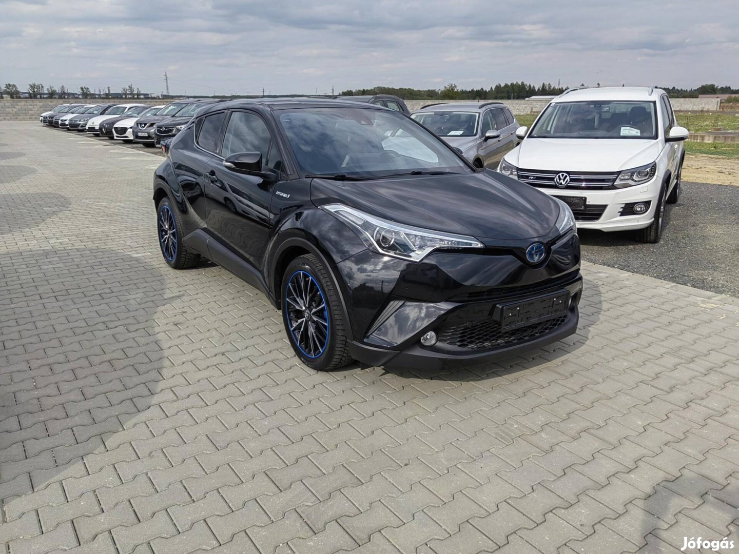 Toyota C-HR 1.8 Hybrid Executive e-CVT Első TUL...