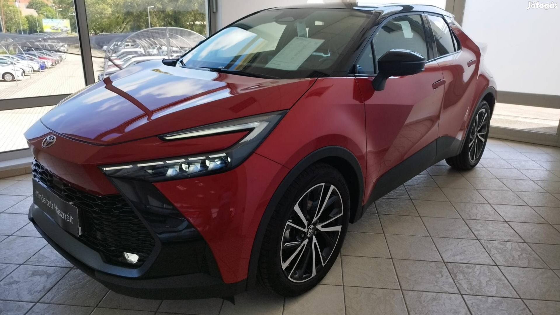 Toyota C-HR 1.8 Hybrid Executive e-CVT Magyar