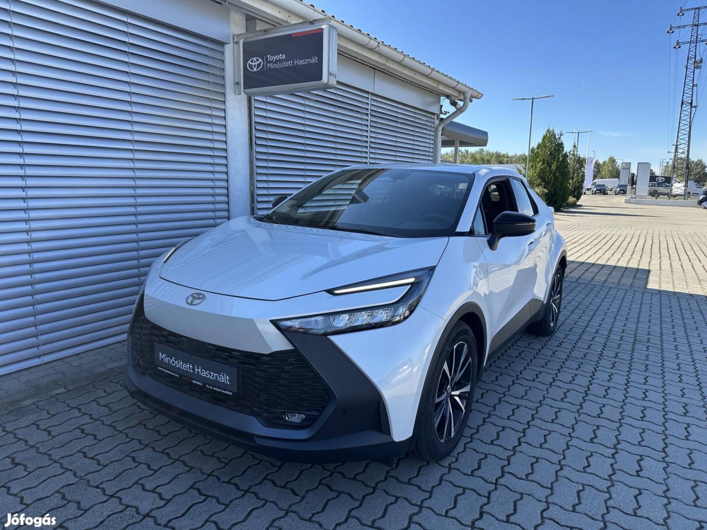 Toyota C-HR 1.8 Hybrid Style e-CVT Téli szerelt...