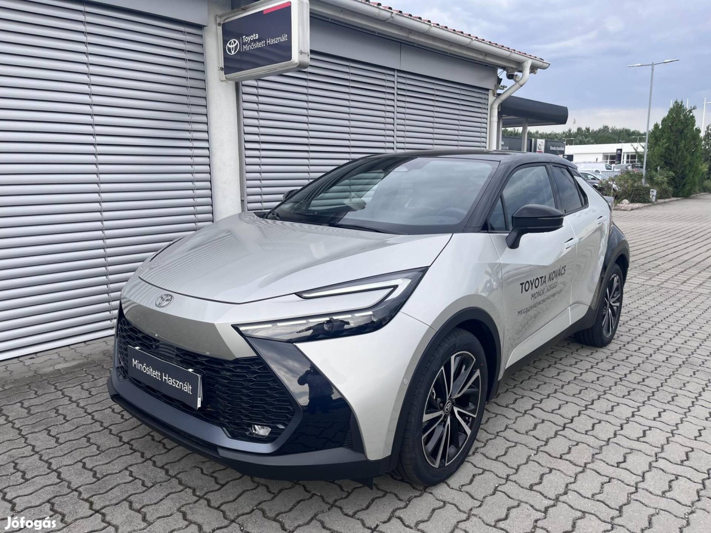 Toyota C-HR 2.0 Hybrid Executive Tech Premier E...