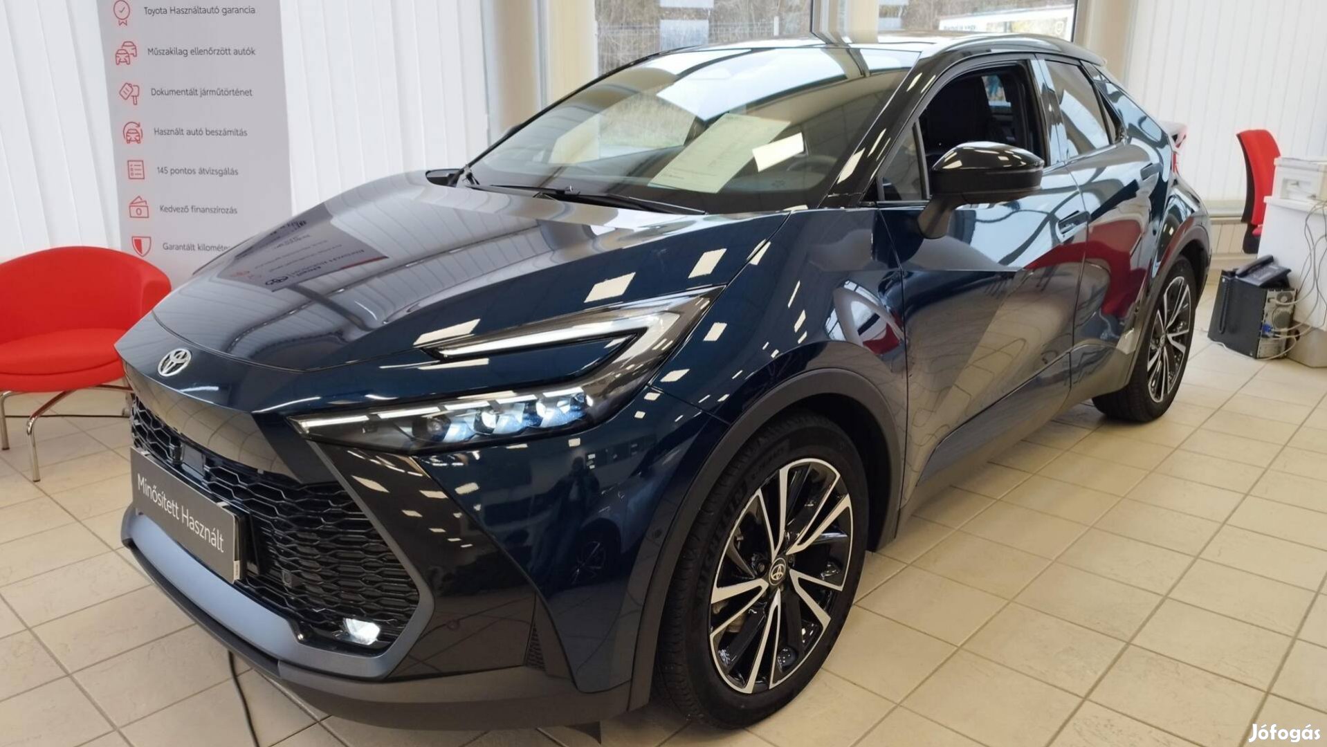 Toyota C-HR 2.0 Hybrid Executive Tech Premier E...