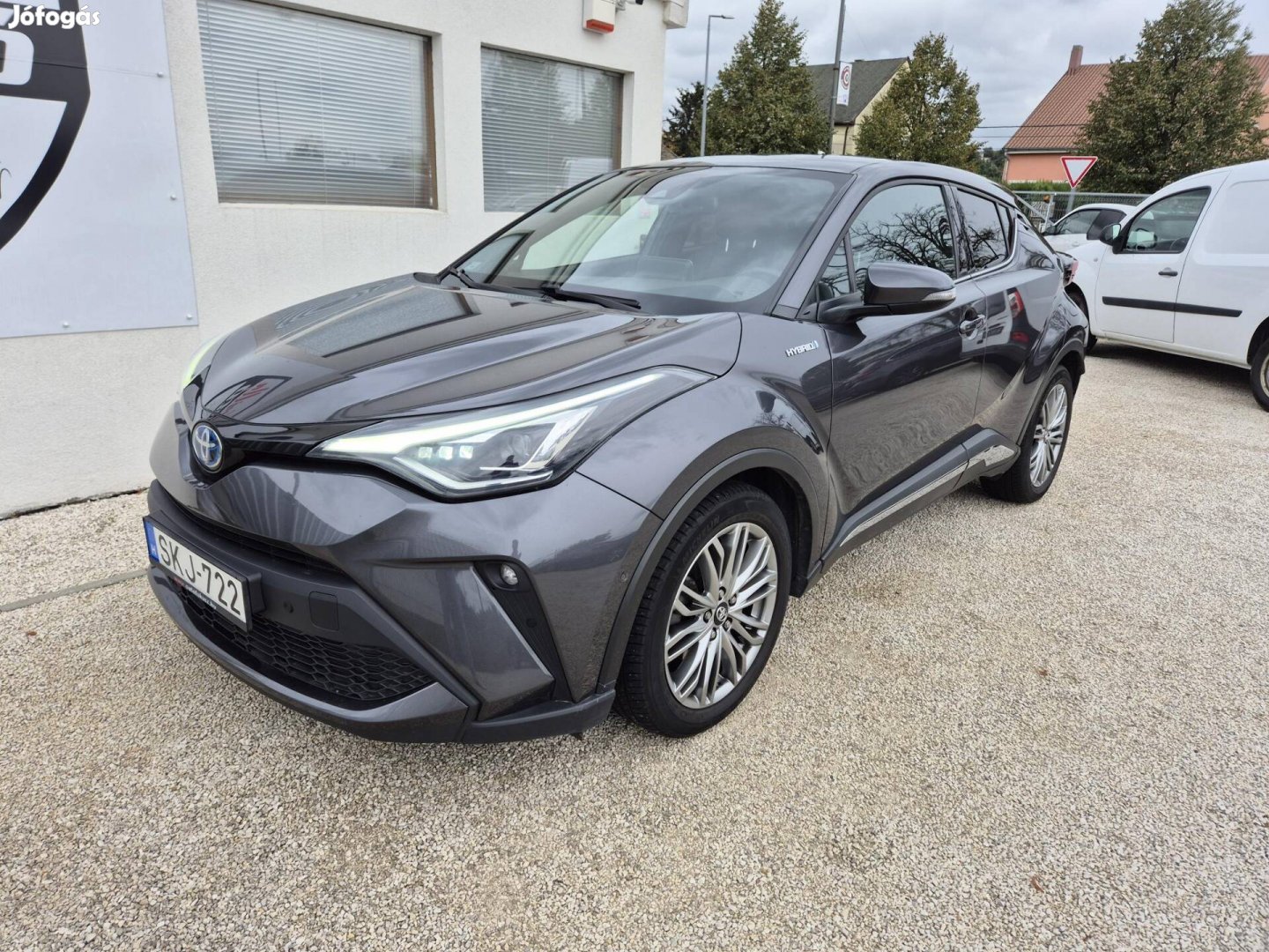 Toyota C-HR 2.0 Hybrid Executive Tech e-CVT Sze...