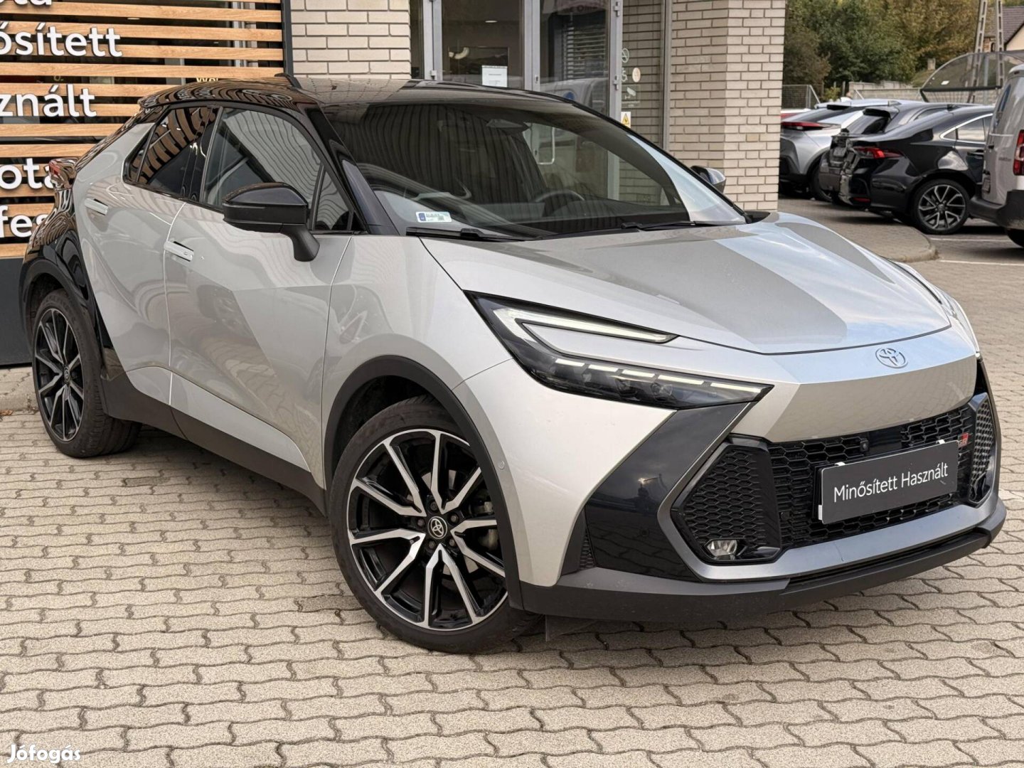 Toyota C-HR 2.0 Hybrid GR Sport Tech Premier Ed...