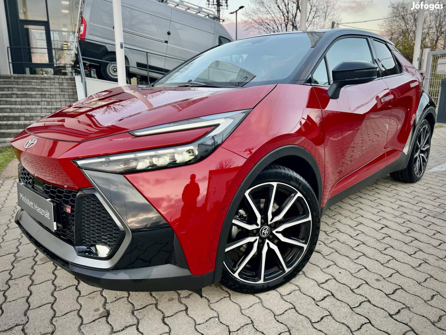 Toyota C-HR 2.0 Hybrid GR Sport Tech Premier Ed...