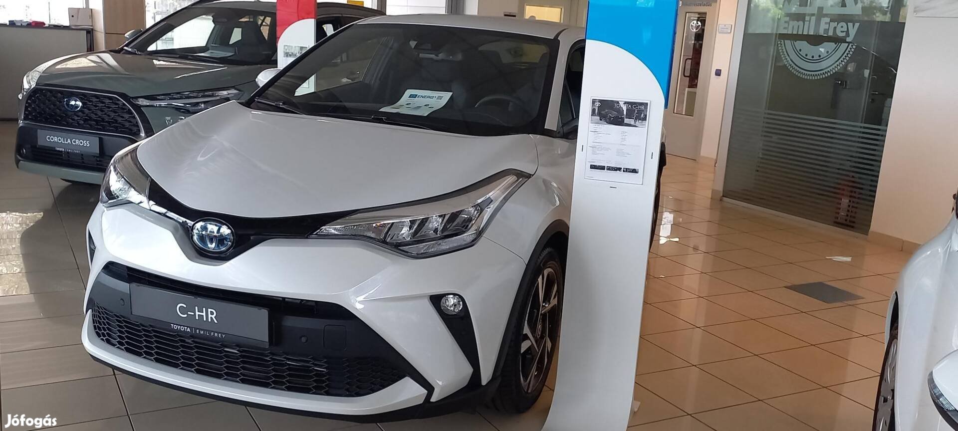 Toyota C-HR 2.0 Hybrid Style e-CVT Kizárólag a...