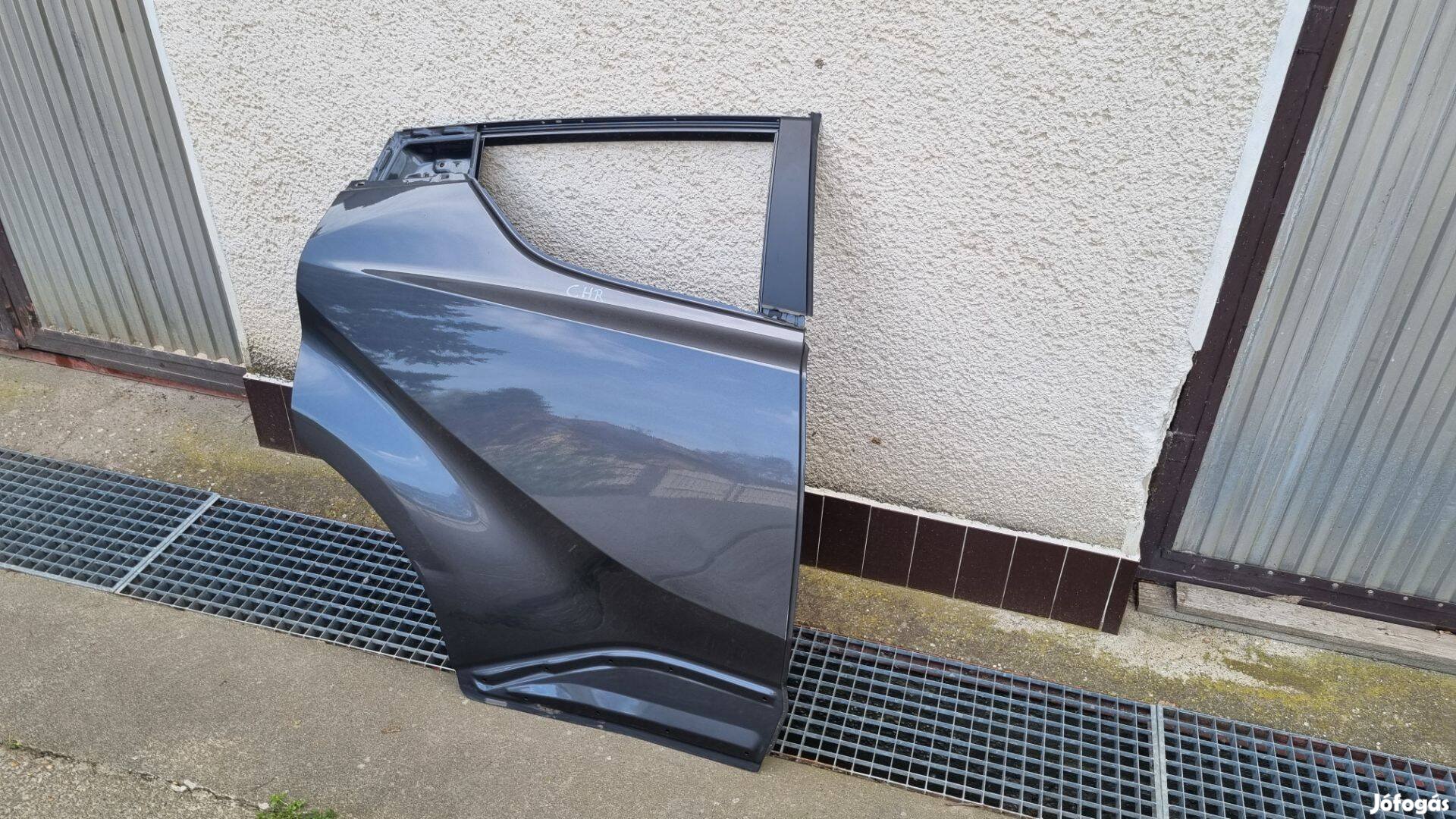 Toyota C-HR CHR Jobb hátsó ajtó