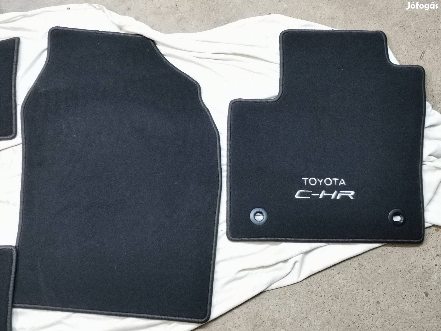 Toyota C-HR szőnyeg garnitúra 