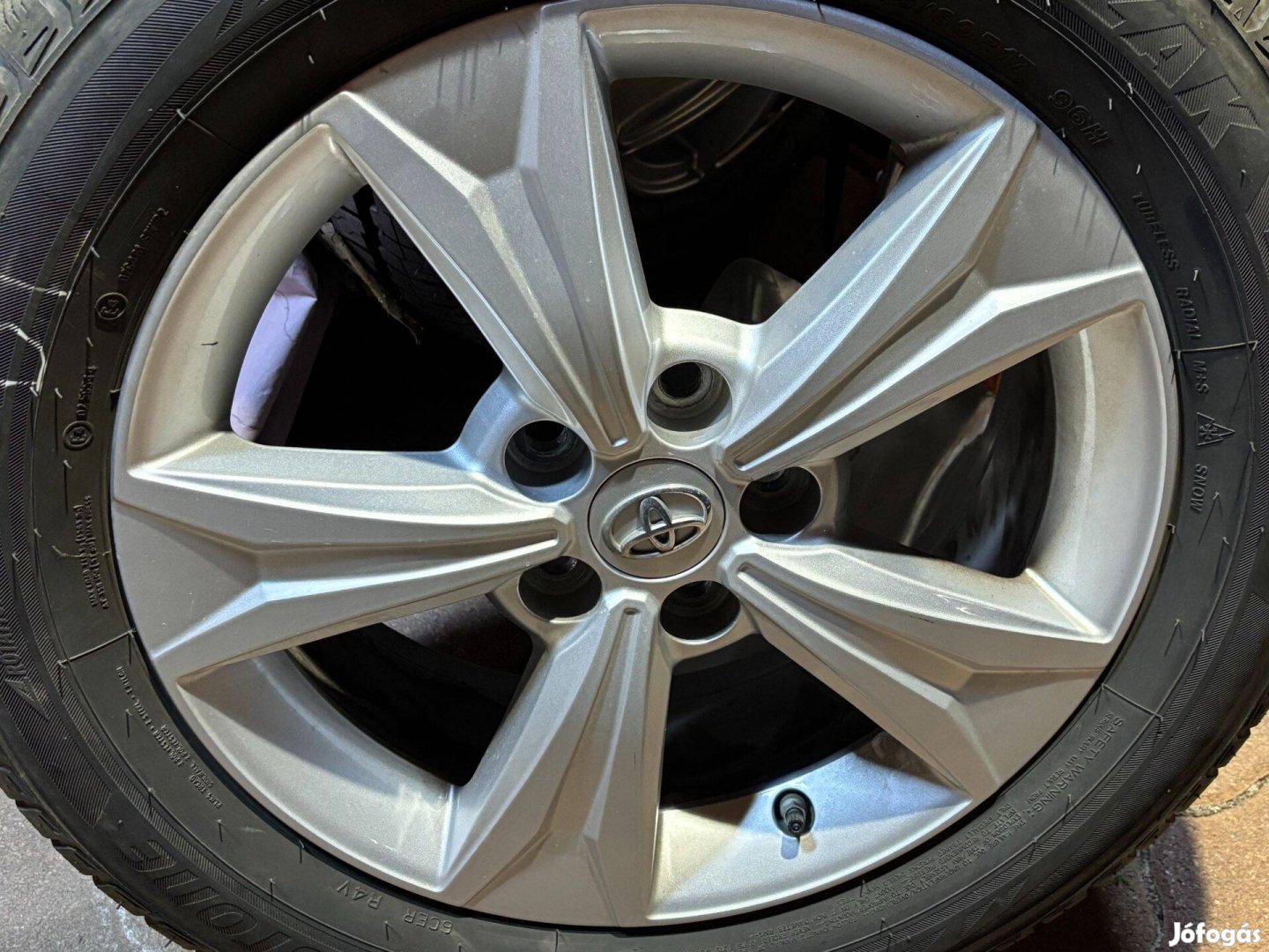 Toyota C-HR téli szerelt Bridgestone 215X60XR17 Gyári kerekek 4 db