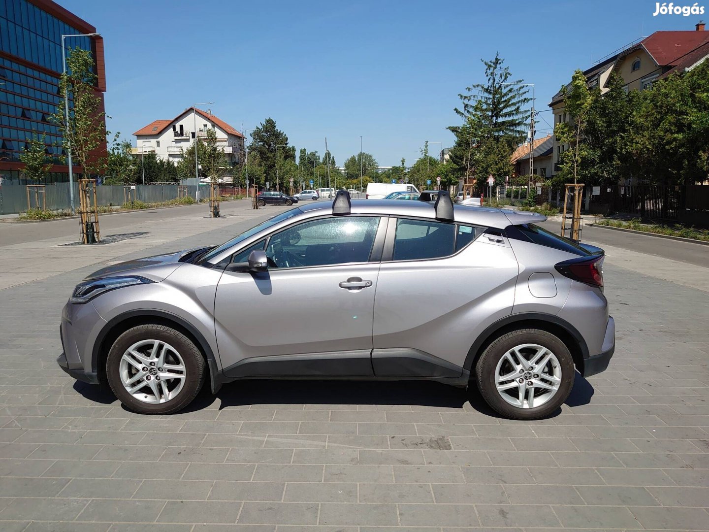 Toyota C-HR tetőcsomagtartó