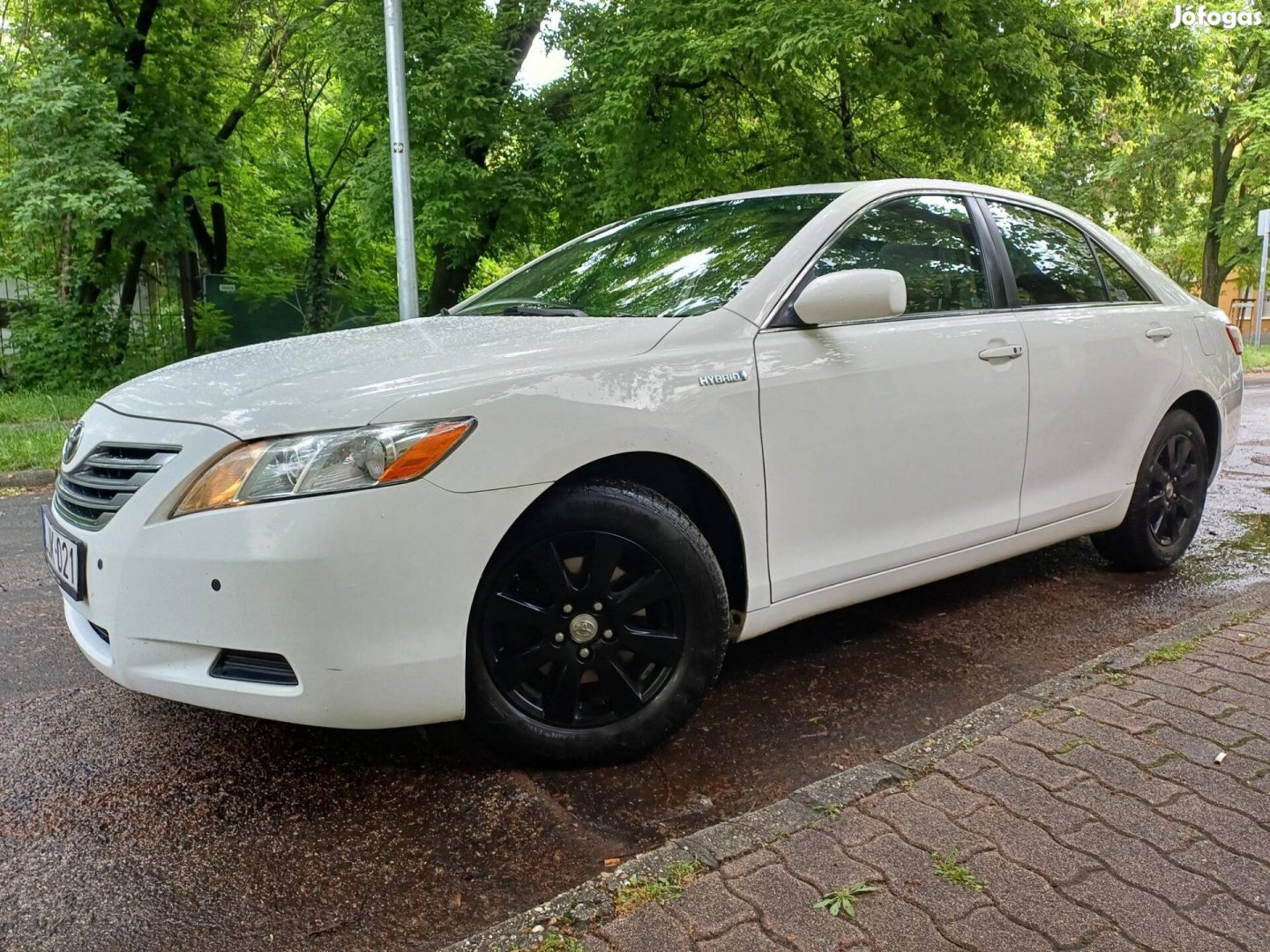 Toyota Camry 2.4 Hybrid (Automata)