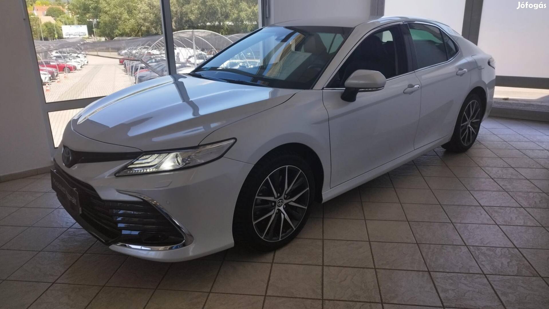 Toyota Camry 2.5 Hybrid Executive CVT Magyar