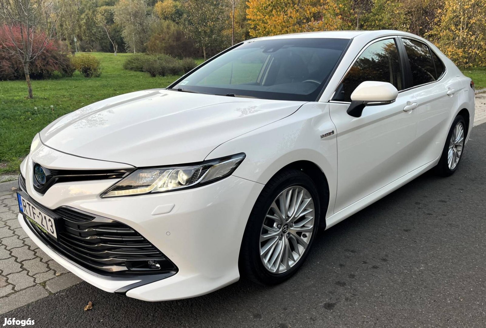 Toyota Camry 2.5 Hybrid Prestige CVT Mo.-i első...