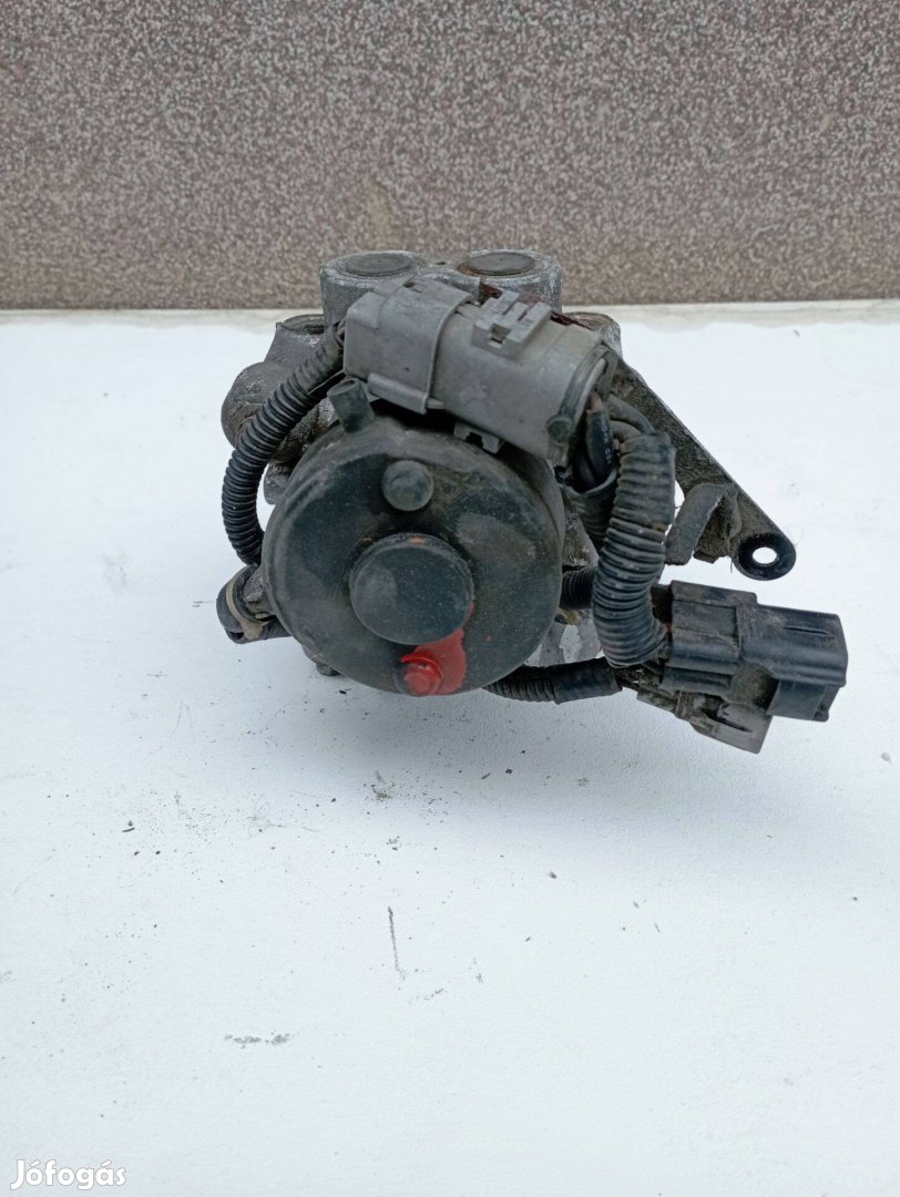 Toyota Carina E ABS kocka