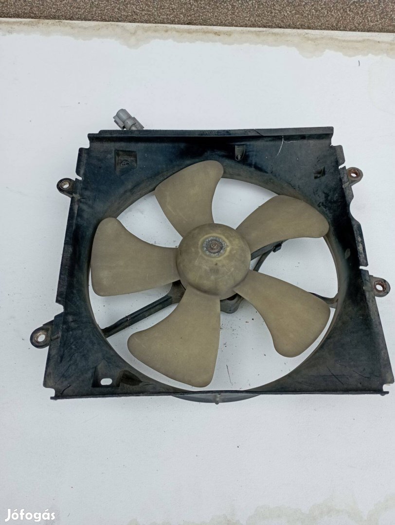 Toyota Carina E hűtőventilátor