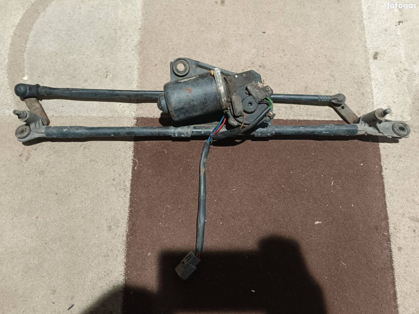 Toyota Carina ablaktörlő motor szerkezet