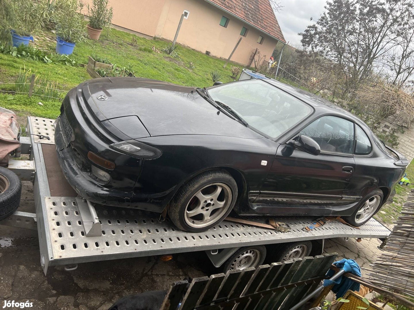Toyota Celica T18 bontás 